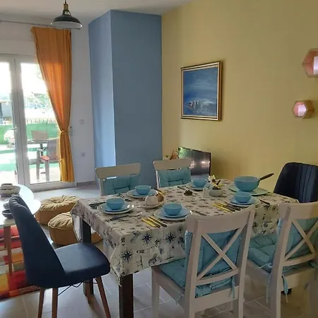 Ferienhaus De Skioni *