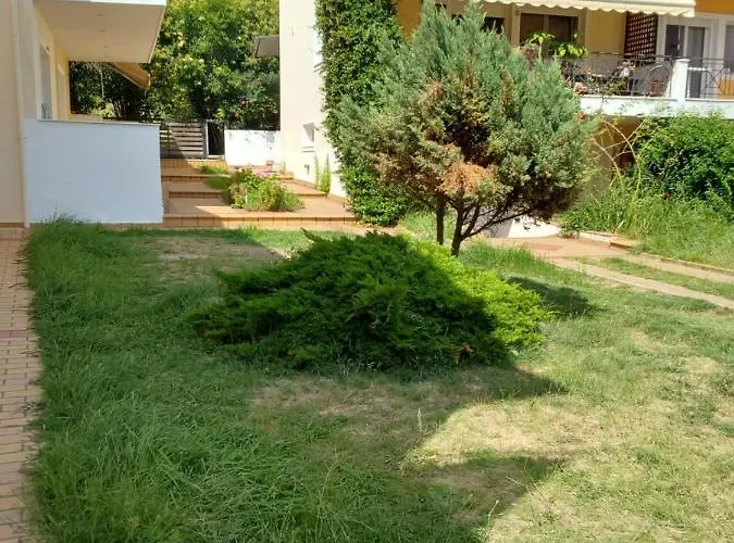 De Skioni * Nea Skioni